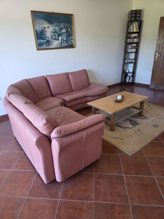 Sofá de cabedal bom estado