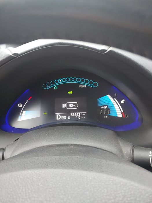 Продам Nissan Leaf 2013