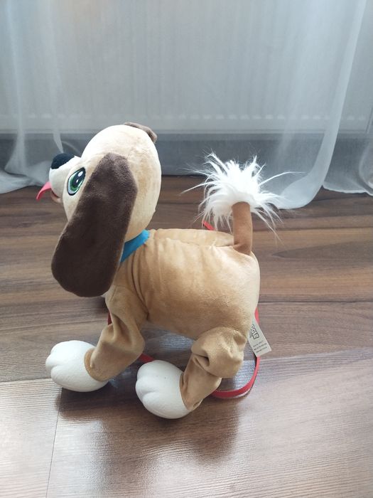 Piesek interaktywny zabawka.