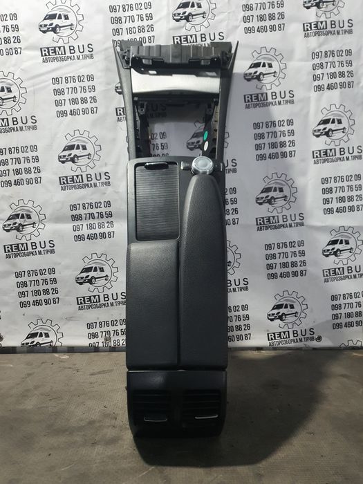Центральна консоль Mercedes w207 e coupe c207 w204 c-class