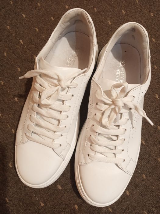 Продам білі кеди