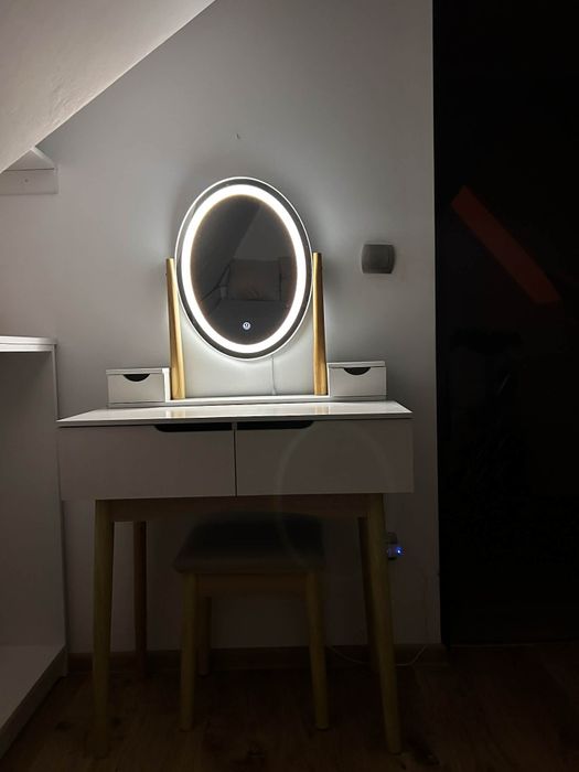 Toaletka kosmetyczka