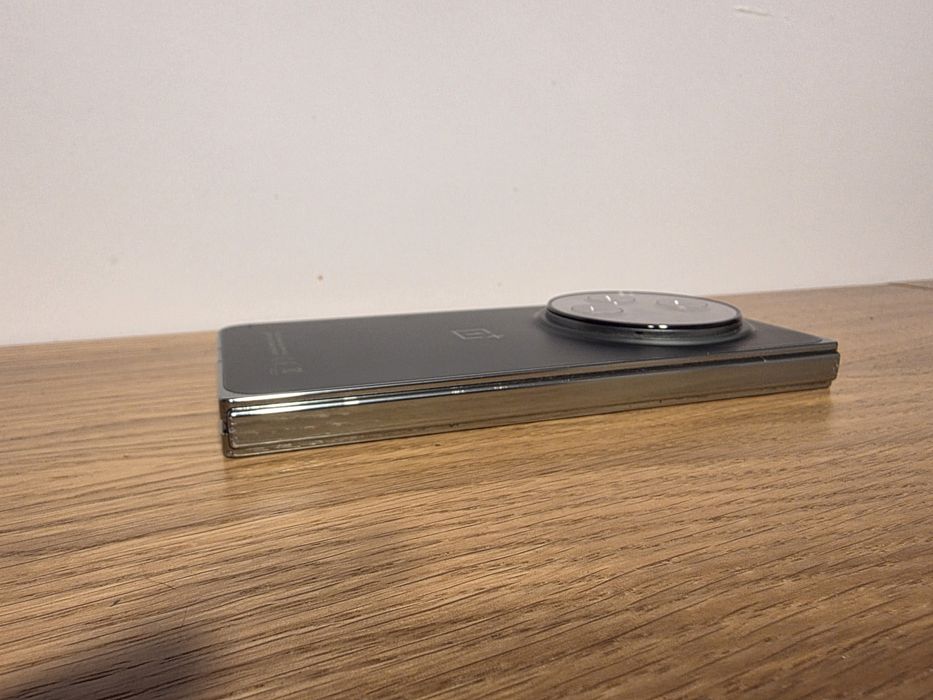 Smartfon składany OnePlus Open 16/512GB Emerald Green - duży zestaw