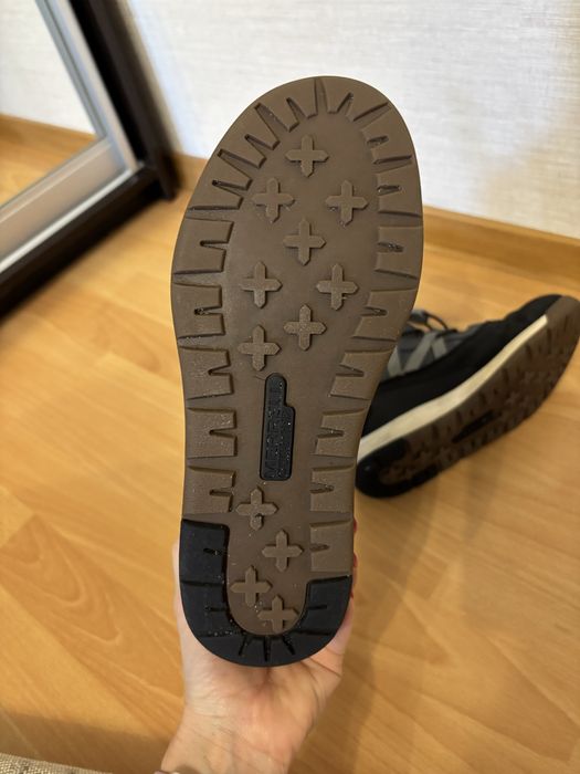 Продам  зимові черевики Merrell select dry 35 р