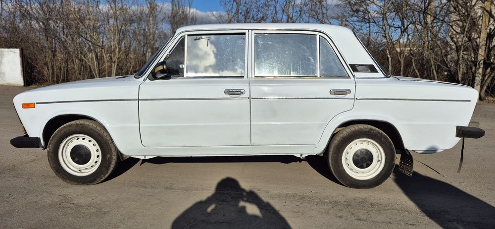 Продам ВАЗ 2103.