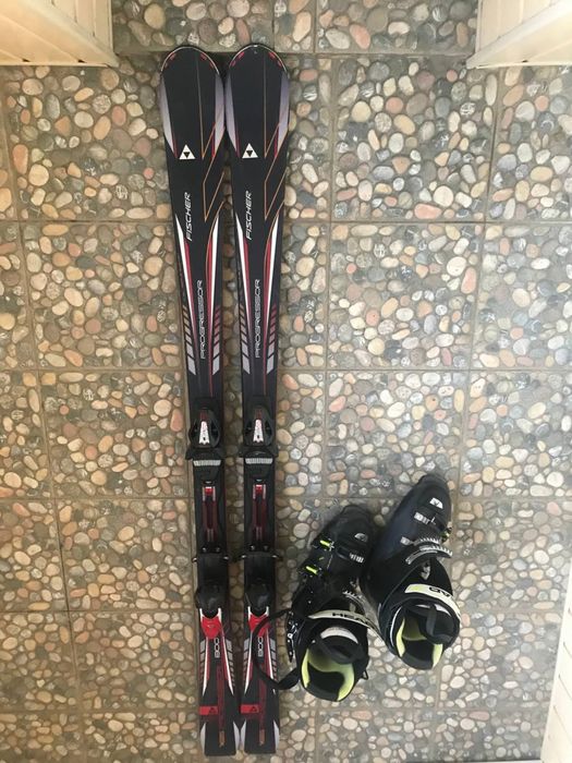 Лижі Fischer progressor 800