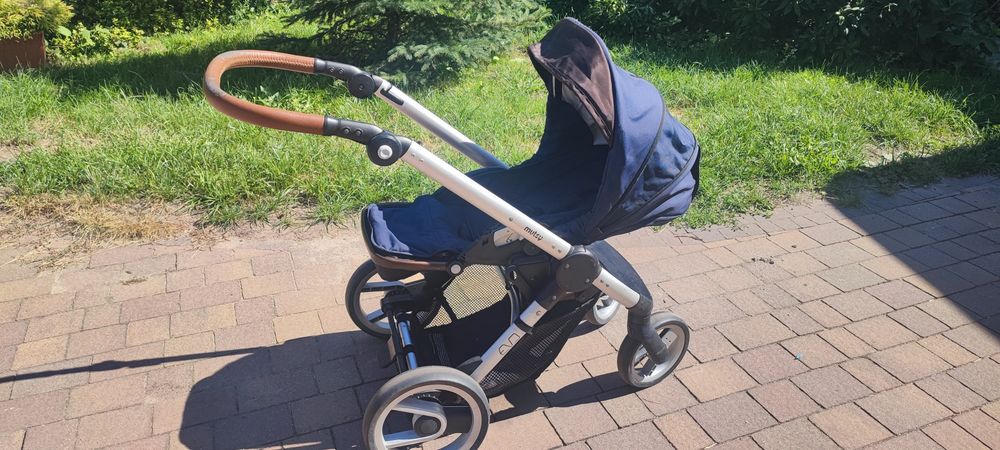 Wózek Musty Evo - gondola, spacerówka, pełen pakiet dodatków.