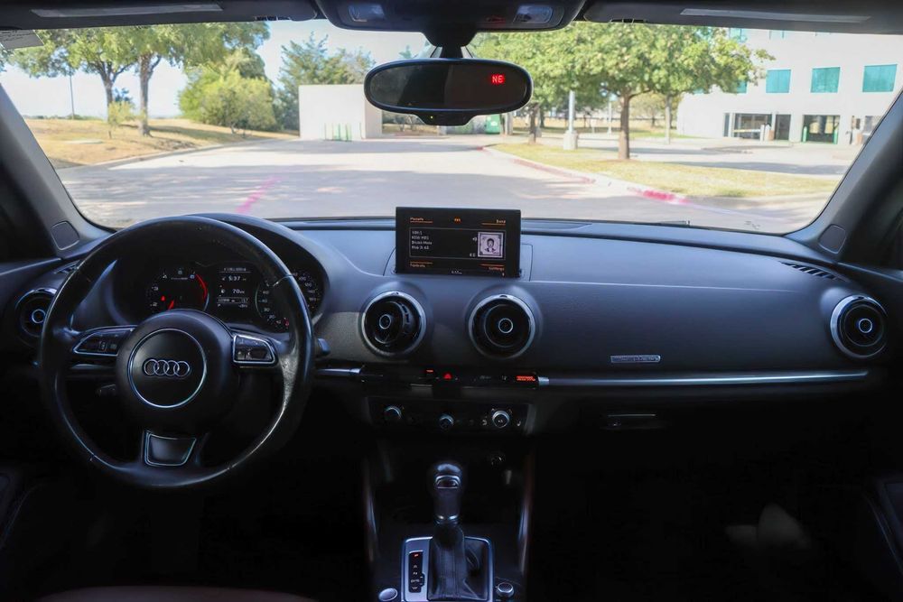 Audi A3      2015