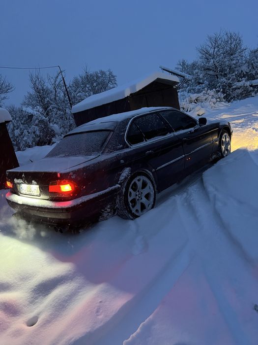 Продаж Bmw 7 е38