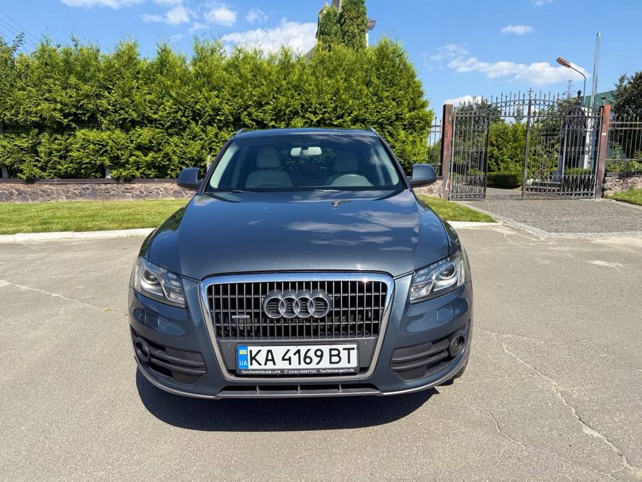 Audi Q5 Typ 8R 2010