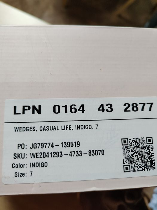 Buty letnie na koturnie