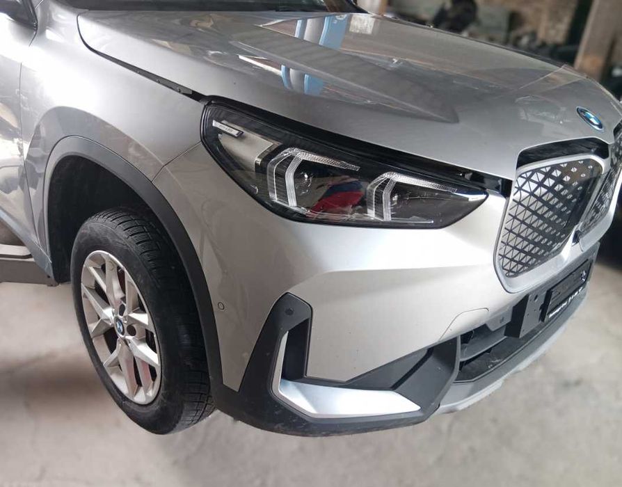 Капот BMW IX U11 розборка шрот