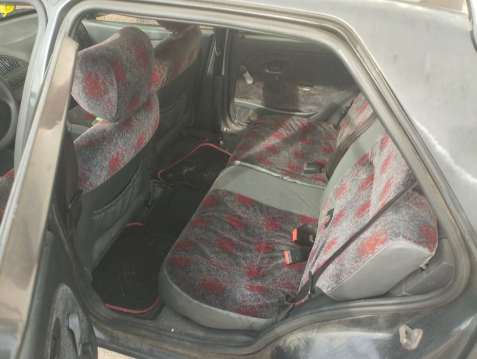 Citroën Saxo  1.1 gasolina 96