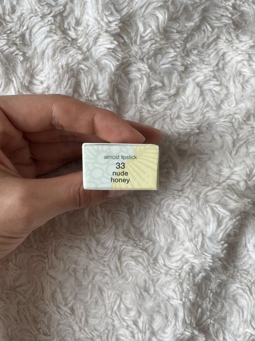 Almost lipstick clinique nude honey