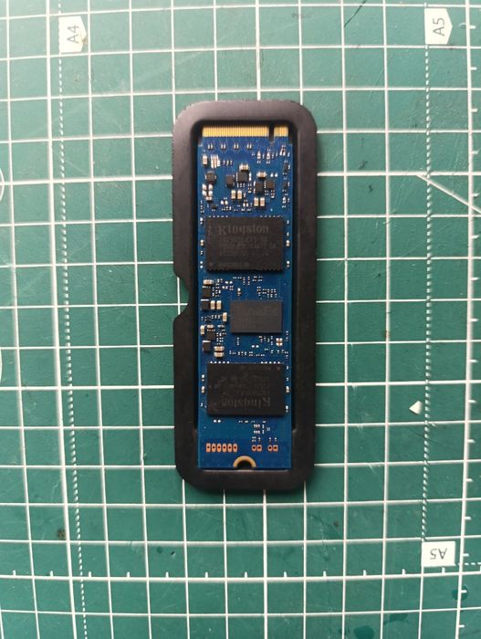 Продам SSD 500 gb Kingsto