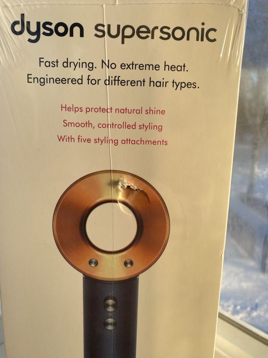 Фен Dyson Supersonic HD08 [новий, в плівці, пошкоджена коробка]