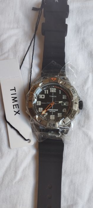 Годинник чоловічий Timex .

 > Чоловічі годинники > Чоловічий годинник