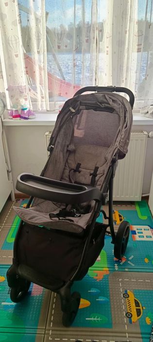 Wózek spacerówka KinderKraft w dobrym stanie koła piankowe