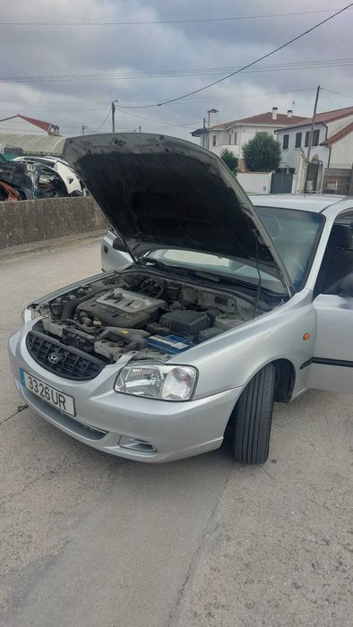 Hyundai Accent 1.5 CRDi Comercial (2003) – Fiável e Super Económico!
