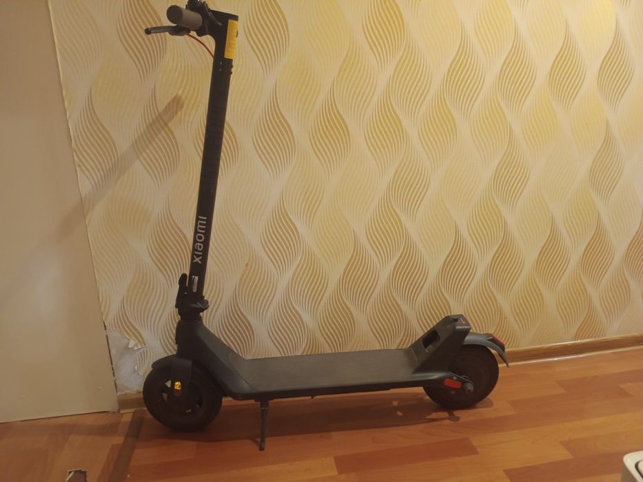 Електросамокат Xiaomi Electric Scooter 4 Lite