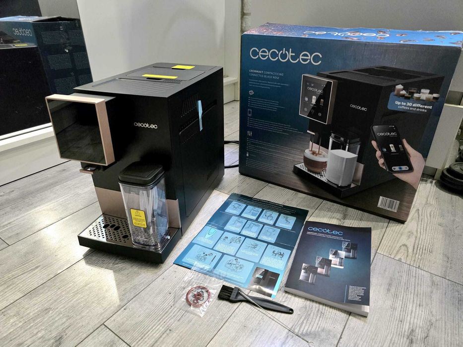 Cecotec automatyczny ekspres do kawy. Cremmaet Connected Black Rose