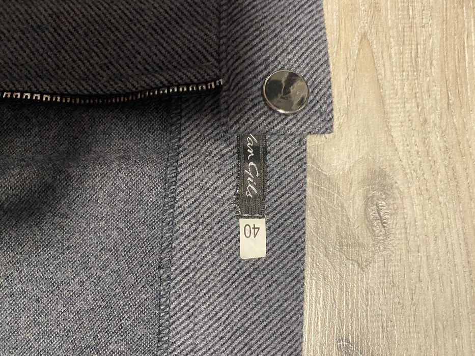 Спідниця на замочку ( в ідеальному стані)