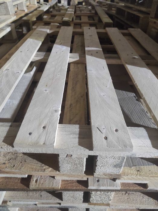 Палети  деревяні    в гарному стані