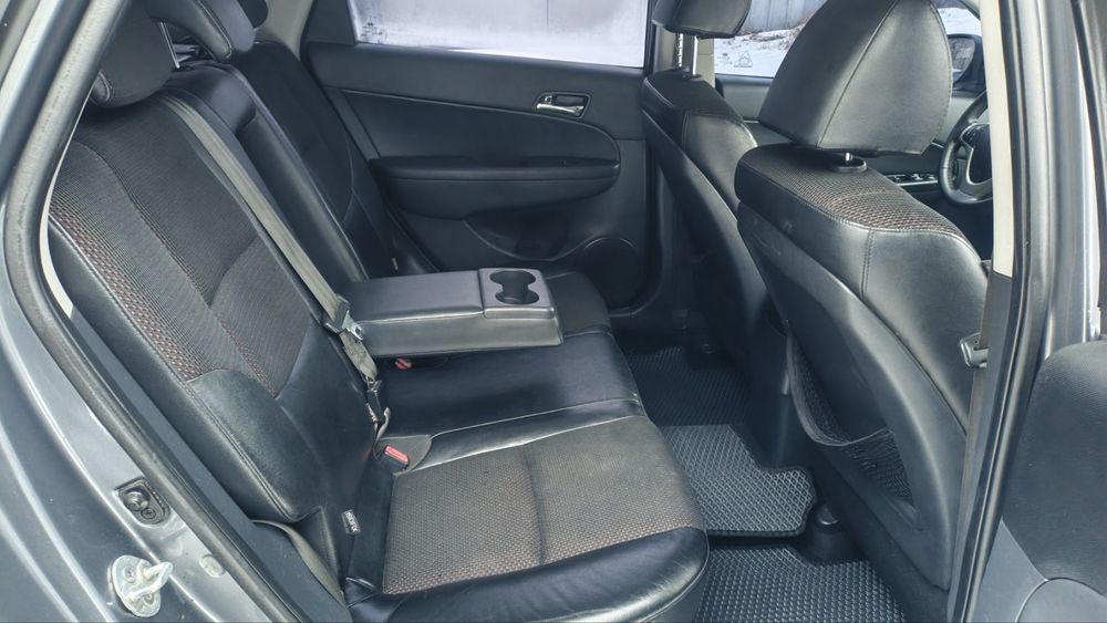 Продам HYUNDAI I30