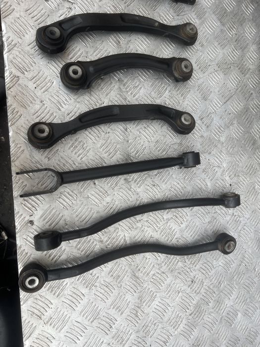 Рычаг задний Крайслер 300с chrysler 300c год 2015