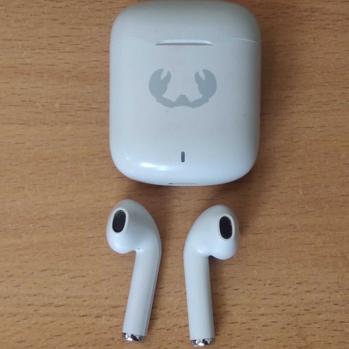 Słuchawki douszne bezprzewodowe  Bluetooth / Zachęcam do zakupu /