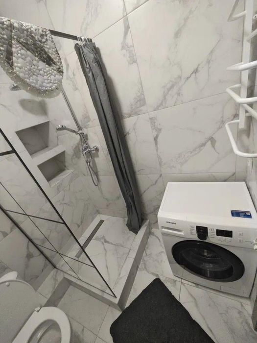 Продам 1 кім.квартиру ЖК Атлант вул. Симона Петлюри м.Бровари EM