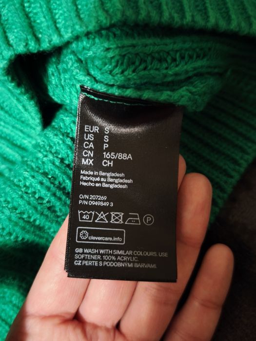 Cвитер   H&M  размер S