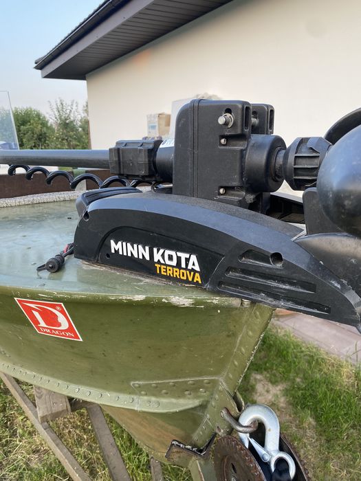 Лодка ,,Прогресс 4'' с мотором Honda 50.