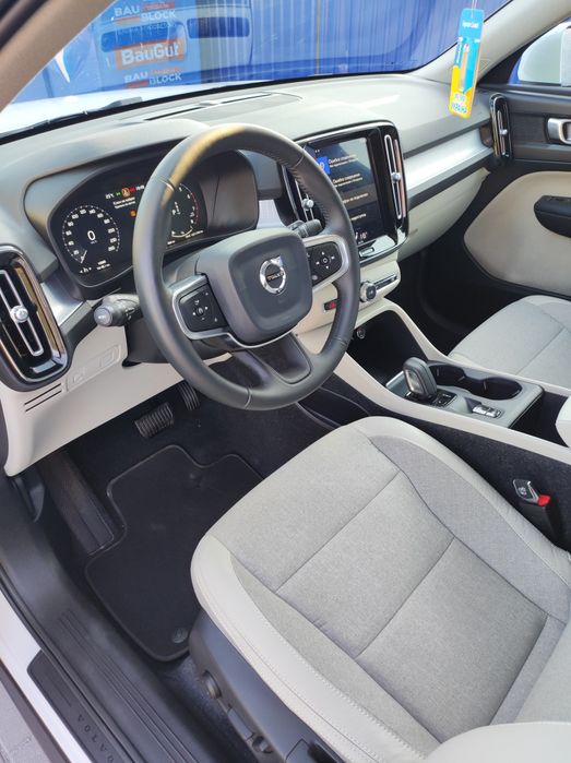 VOLVO XC-40, 2019, 2.0 бензин, АКПП.
