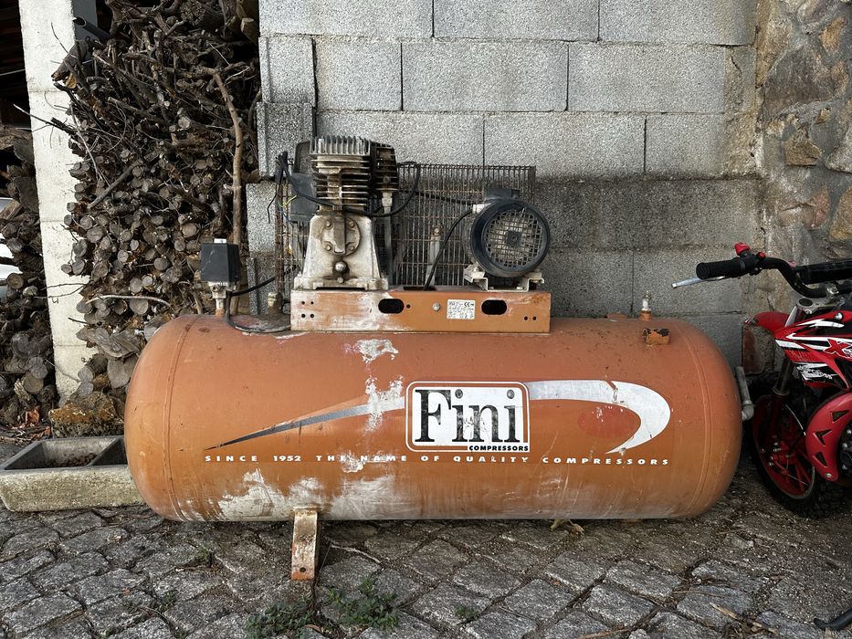 Compressor Fini 270L