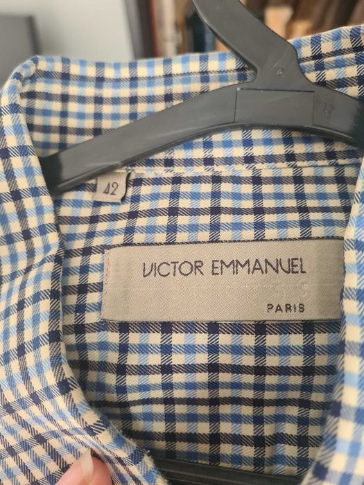 Camisa Victor Emmanuel, quadrados pequenos, azul, bege e preto