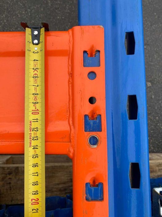 Продам вживані стелажі для складу. Поставка Березень 2026.