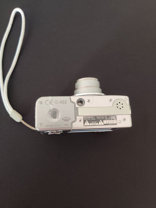 Sony Cyber-shot DSC-W5 Aluminum Japan Вінтажна Мильниця фотоапарат