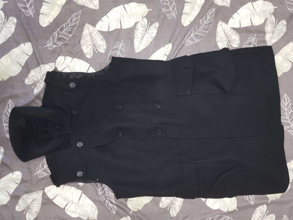 Стильна, тепла жилетка Н&М