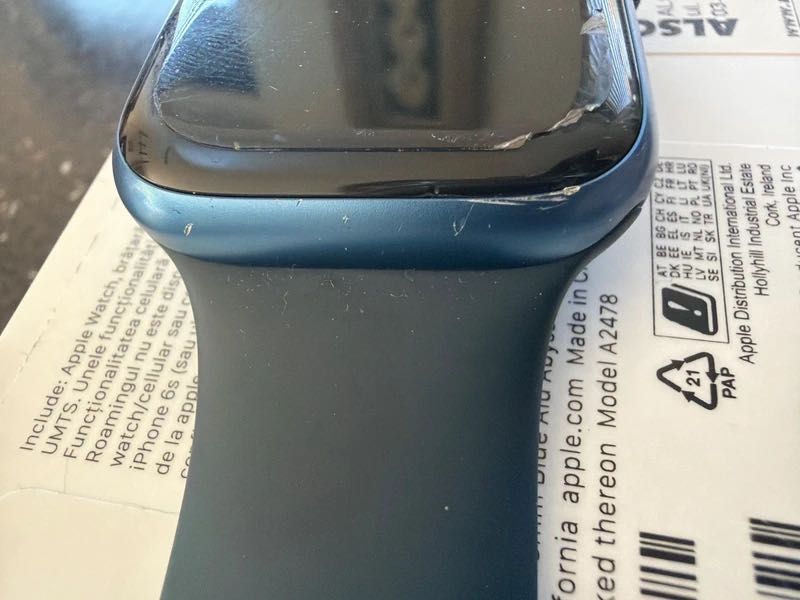 Apple Watch Series 7 45mm GPS + Cellular (LTE) – komplet