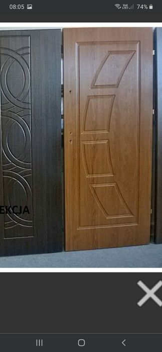 Drzwi z montażem drewniane metalowe do bloku akustyczne Od RĘKI