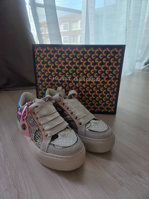 Кросівки-снікерси Kurt Geiger