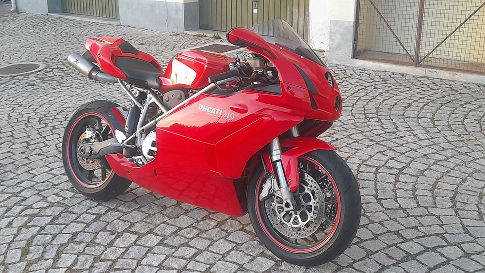 Ducati 749