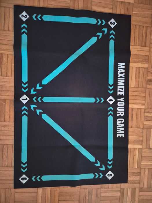 Mata treningowa do piłki nożnej Maximize your game 90x60 cm