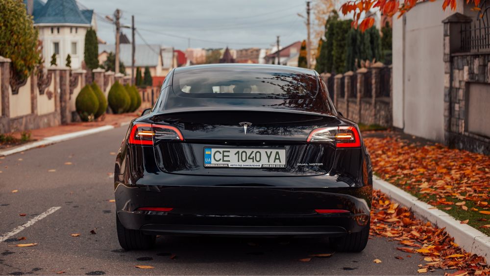 Tesla Model 3 2022