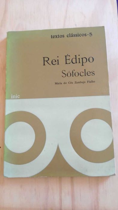 Rei Édipo de Sófocles 1979 - Instituto Nacional de I C
Maria Fialho