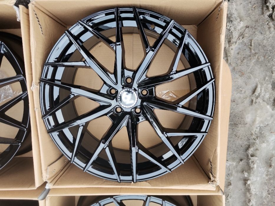 Alufelgi 5x108 18" ET42 Ford Focus Mondeo Volvo S40 XC60 Peugeot 508