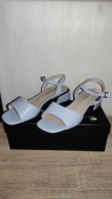 Женские босоножки 39р