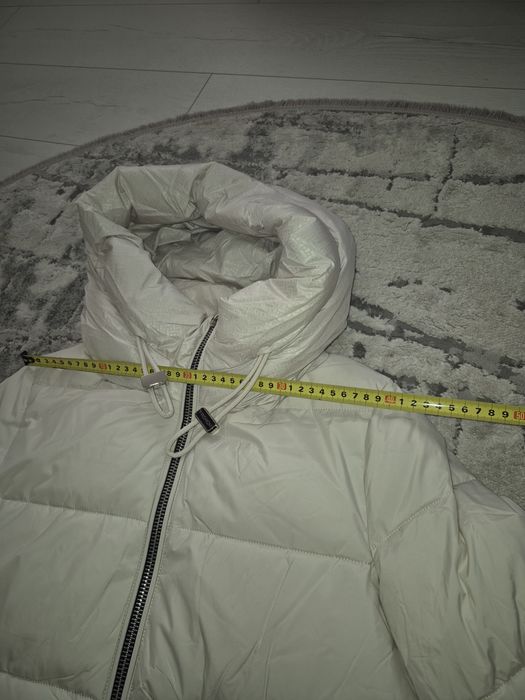 Курточка зимова         .