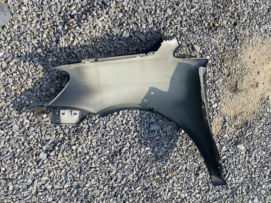 Крило праве тауран оригінал